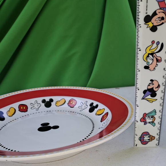 VINTAGE RARE 12.5 inch Mickey Serving Platter 2 inches deep - Picture 5 of 8